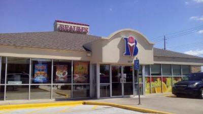 Braum's Ice Cream & Burger Restaurant-A.jpg